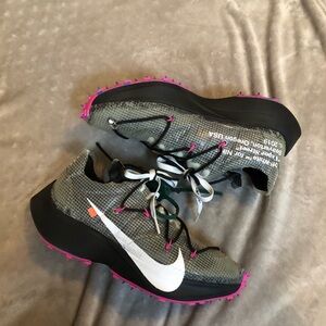 Nike vapor street Off-White Black Laser Fuchsia